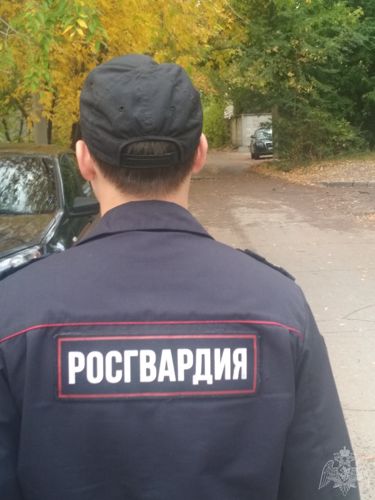 Ульяновские росгвардейцы по горячим следам задержали подозреваемых в грабеже из парикмахерской