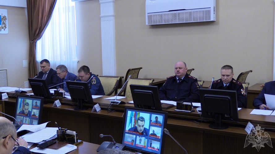 Представитель Управления Росгвардии по Ульяновской области принял участие в заседании комиссии по чрезвычайным ситуациям и обеспечению пожарной безопасности