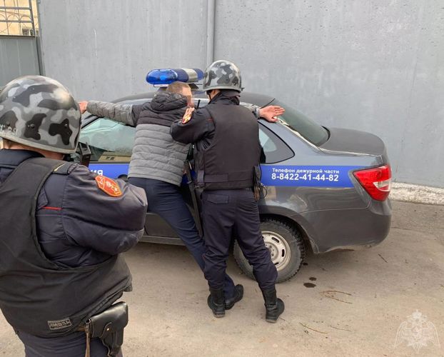 В Ульяновске сотрудники Росгвардии задержали подозреваемого в грабеже