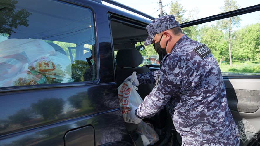 Ульяновские росгвардейцы приняли участие в автопробеге «Караван Добра» (видео)