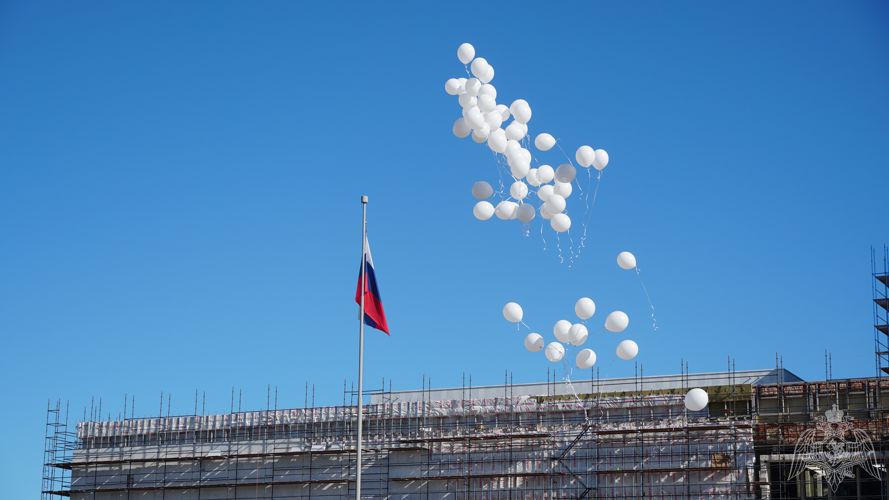 Ульяновские росгвардейцы приняли участие в митинг-реквиеме, посвященному Дню солидарности в борьбе с терроризмом