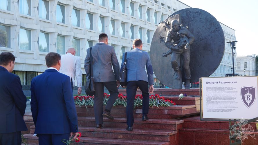 Ульяновские росгвардейцы приняли участие в митинг-реквиеме, посвященному Дню солидарности в борьбе с терроризмом