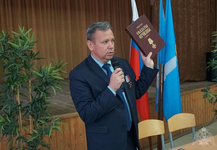 Представители организации ветеранов войск правопорядка провели патриотические уроки с ульяновскими школьниками  