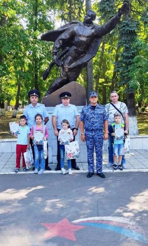 Начальник Управления вневедомственной охраны Росгвардии по Ульяновской области поздравил будущих первоклассников