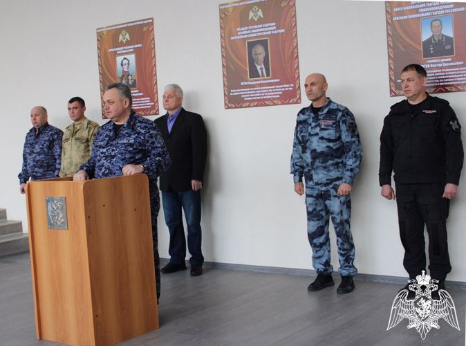 Начальник Управления Росгвардии по Ульяновской области поздравил росгвардейцев с получением государственных наград