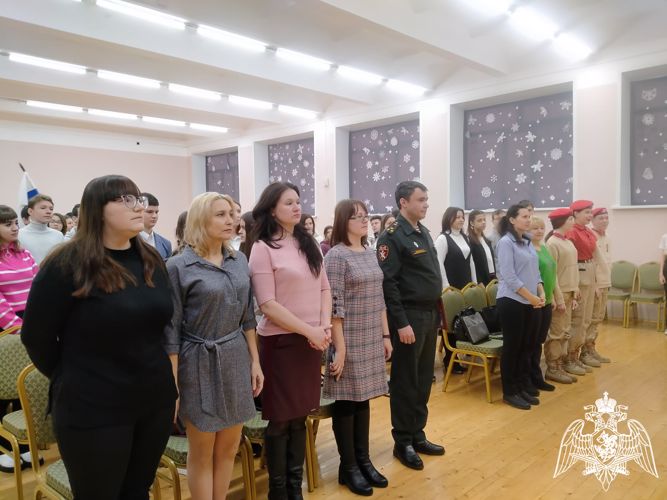 В Ульяновске воспитанники «Гвардейской смены» Росгвардии приняли участие в мероприятии, приуроченном к юбилею региона