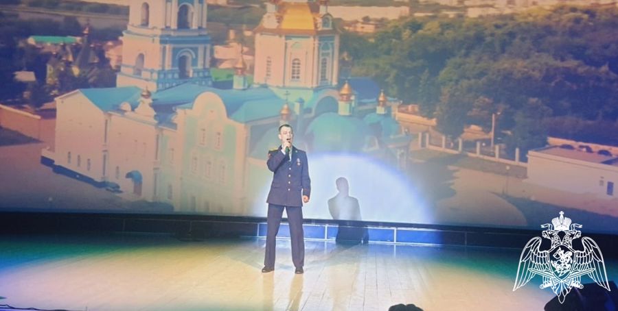 В Ульяновске росгвардейцы приняли участие в  концерте, посвященному Дню защитника Отечества