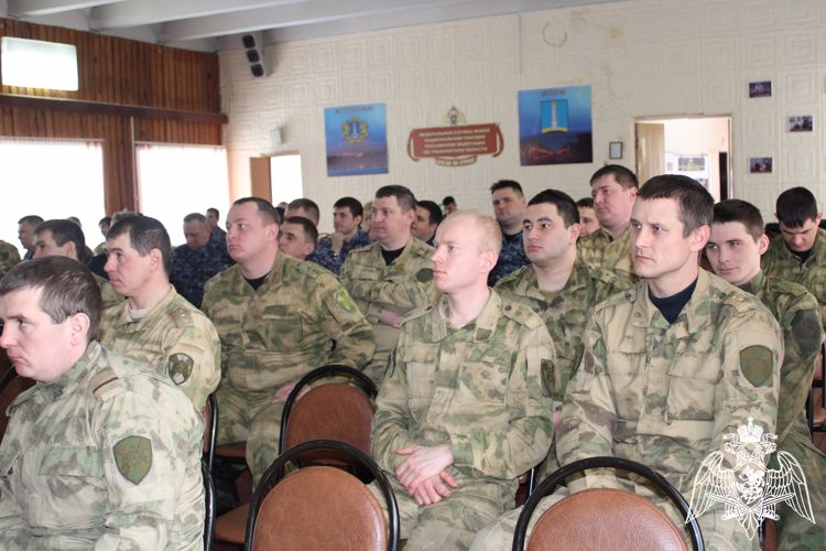 В Ульяновске росгвардейцы приняли участие в просветительской лекции общества «Знание»