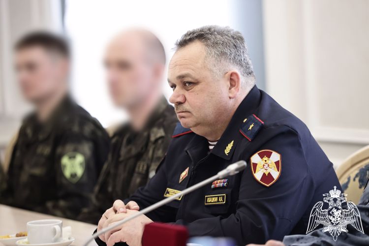 Губернатор Ульяновской области вручил госнаграды росгвардейцам – участникам СВО