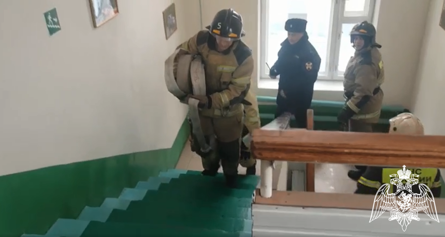 В Димитровграде росгвардейцы совместно с сотрудниками МЧС провели пожарно-тактические учения