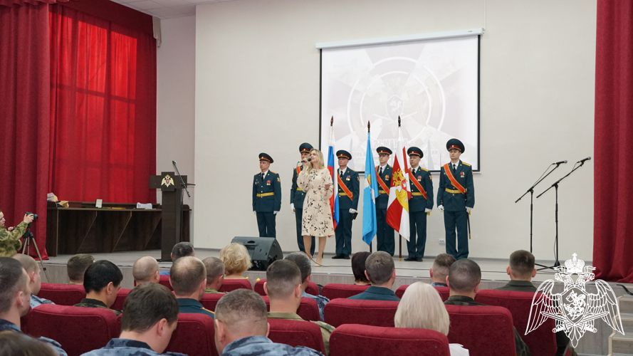 В Ульяновске состоялось торжественное мероприятие, посвященное празднованию Дня войск национальной гвардии