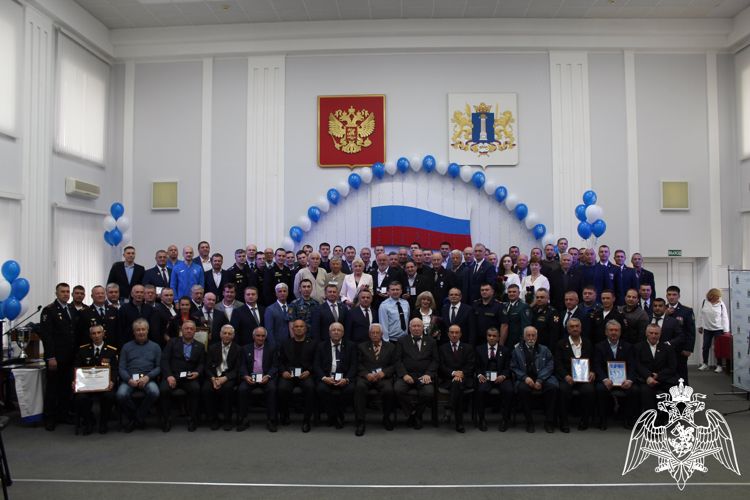   В честь 100-летия общества «Динамо» руководство и сотрудники Управления Росгвардии по Ульяновской области получили почетные награды