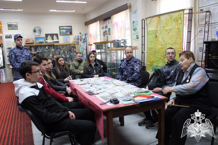 В Ульяновске сотрудники и стажеры вневедомственной охраны Росгвардии посетили музей патронного завода