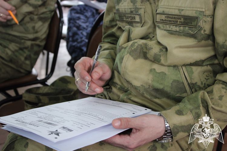 «Знать, чтобы помнить» - ульяновские росгвардейцы написали «Диктант победы»