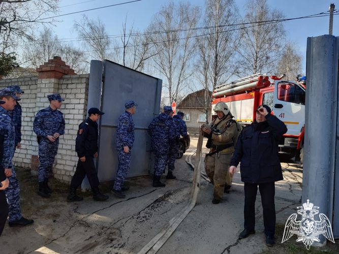 Сотрудники Росгвардии Ульяновской области провели профилактические мероприятия с МЧС