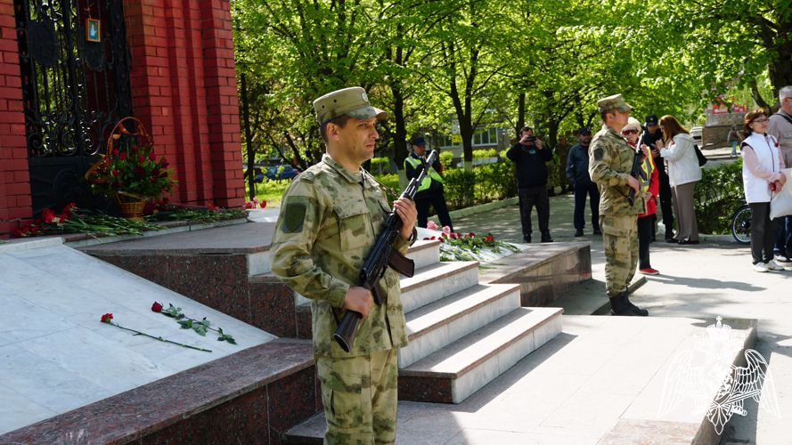 Ульяновские военнослужащие стали участниками митинг-реквиема, посвященного Дню Победы