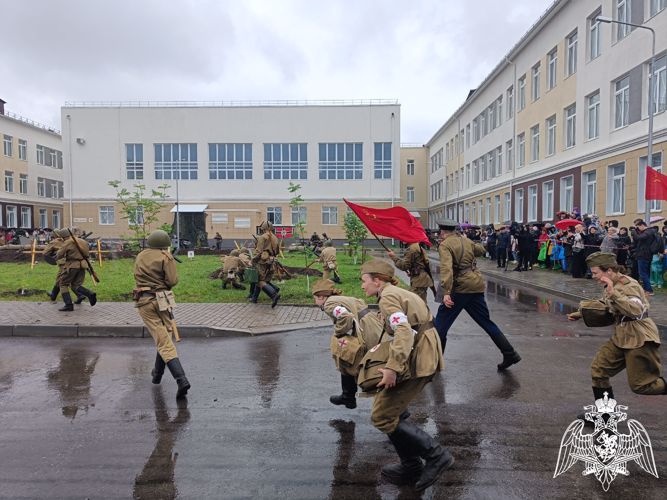 В Ульяновске сотрудники Росгвардии посетили  военно-историческую реконструкцию боя Великой Отечественной войны
