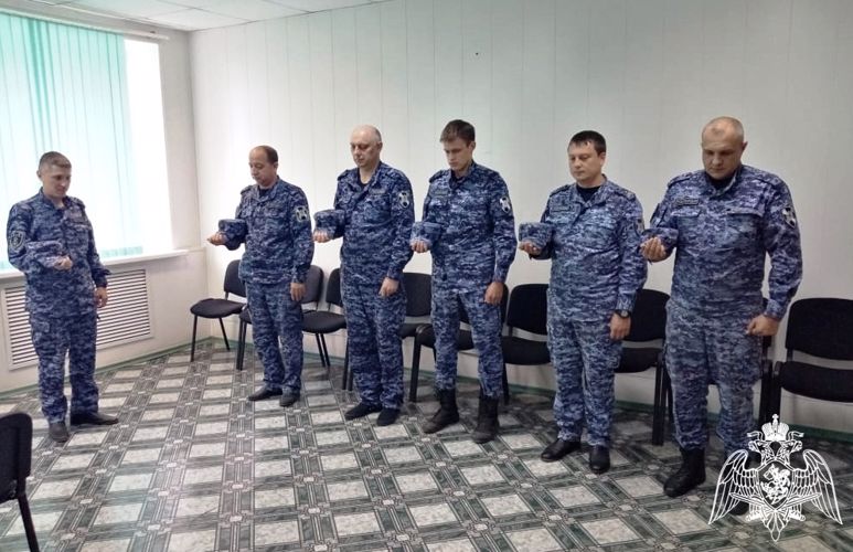 Сотрудники и военнослужащие Управления Росгвардии по Ульяновской области присоединились к акции «Минута молчания»