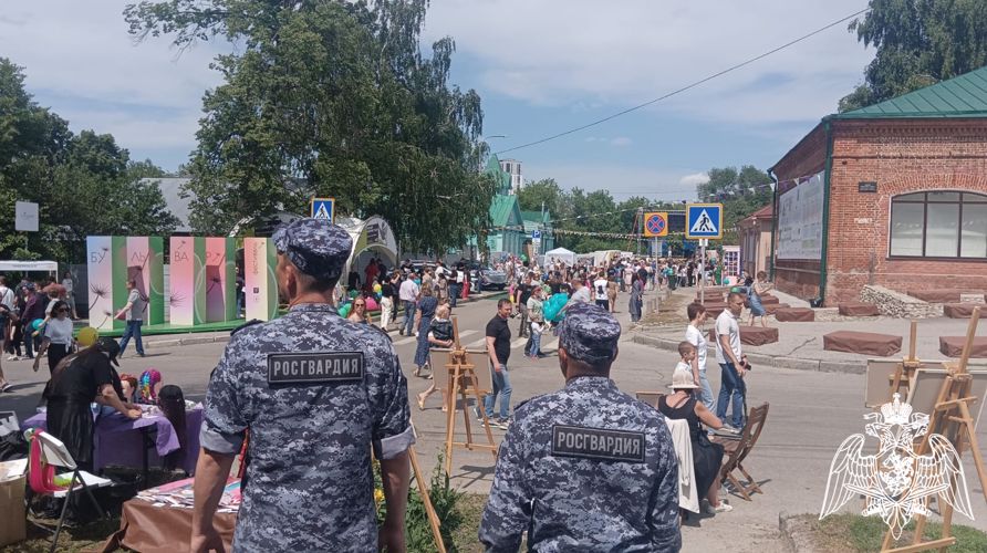Ульяновские росгвардейцы обеспечили безопасность на фестивале еды и музыки «Бульвар Fest»