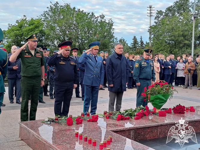 Начальник Управления Росгвардии по Ульяновской области зажег «Свечу памяти»