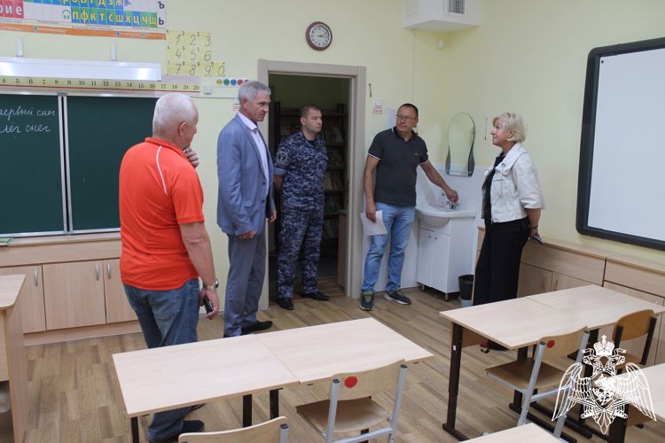 Ульяновские росгвардейцы приступили к приемке школ к новому учебному году