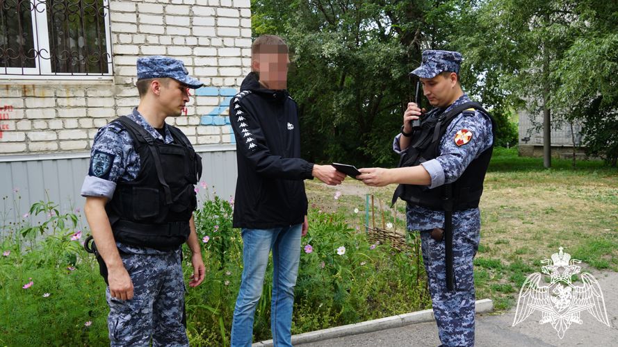 Сотрудники Росгвардии задержали ульяновца, находившегося в федеральном розыске