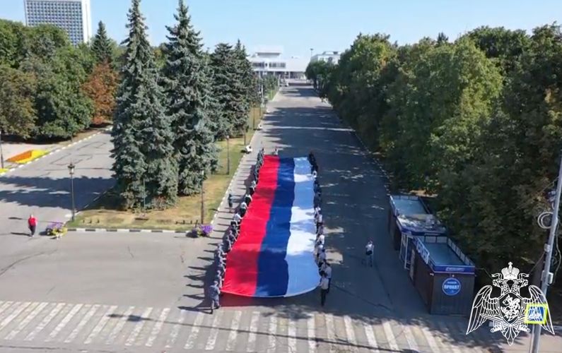 Сотрудники Росгвардии стали участниками флешмоба ульяновских силовиков