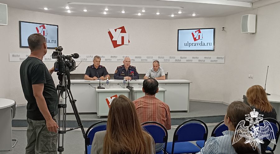 Начальник центра лицензионно-разрешительной работы принял участие в брифинге на тему «Безопасность в сезон охоты»