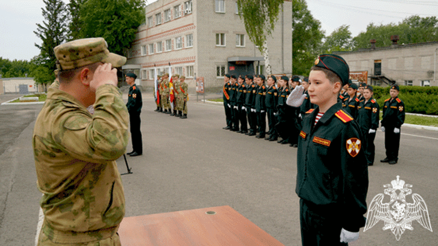 В Ульяновске личный состав по военно-политической работе Росгвардии отметил профессиональный праздник 