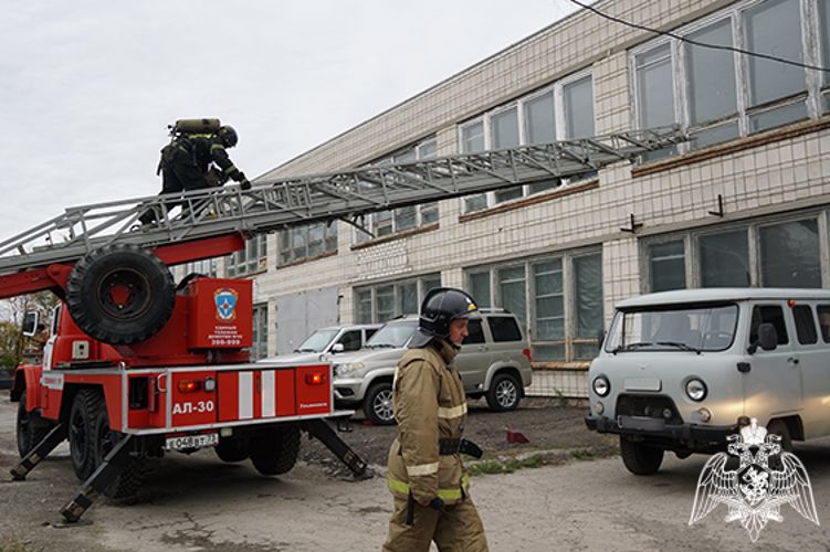 В Ульяновске сотрудники Росгвардии и МЧС  провели совместные пожарно-тактические учения