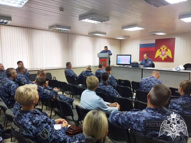 В Ульяновске росгвардейцы прослушали просветительскую лекцию общества «Знание»