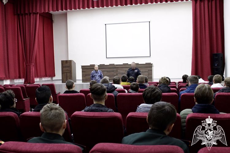 Ульяновские росгвардейцы  приняли участие в  акции «День призывника»  