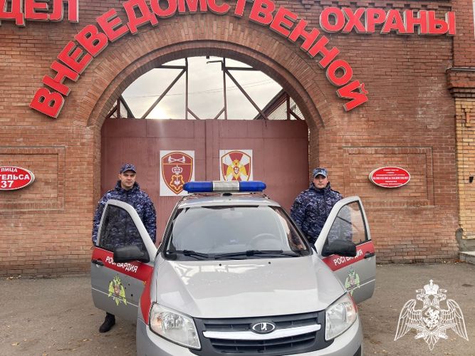 Димитровградские росгвардейцы спасли тонущих в болоте людей 