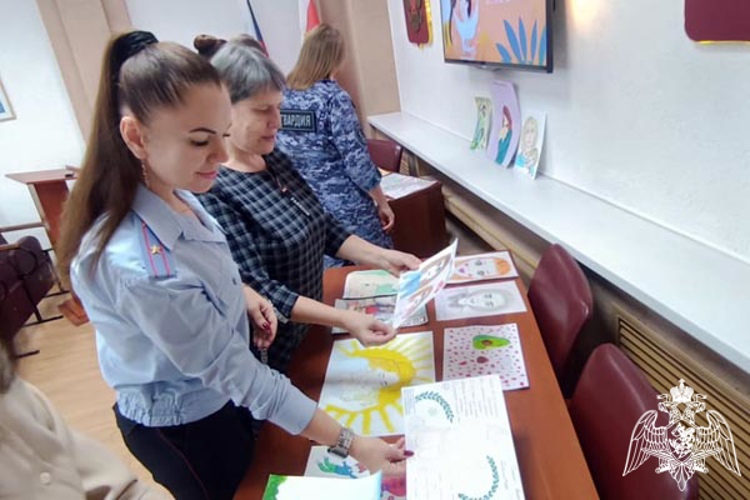 Ульяновские росгвардейцы подвели итоги творческого конкурса, посвященного Дню матери