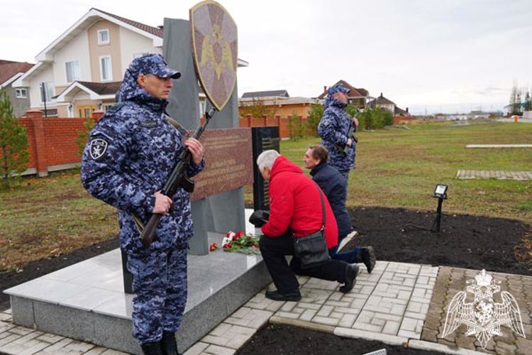 Ульяновские росгвардейцы почтили память погибших сослуживцев