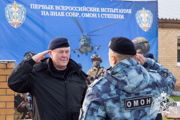 В РОСГВАРДИИ ВПЕРВЫЕ СОСТОЯЛИСЬ ИСПЫТАНИЯ НА ПРАВО НОШЕНИЯ ЗНАКА ОТЛИЧИЯ ПОЛИЦЕЙСКОГО СПЕЦНАЗА