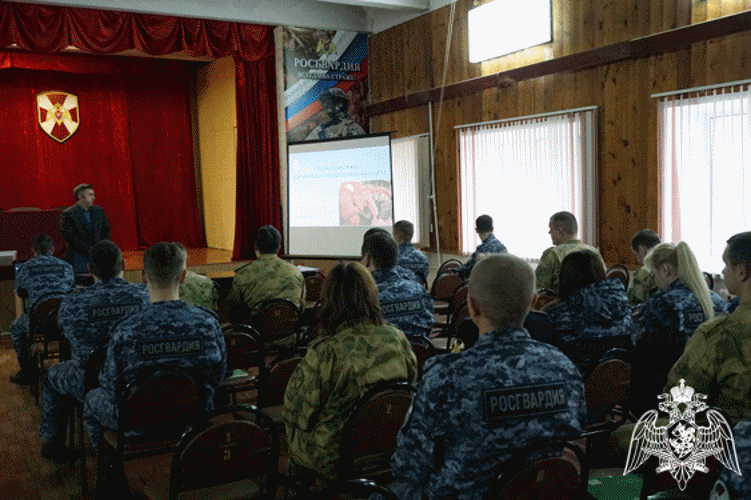 В Ульяновске росгвардейцы прослушали просветительскую лекцию от спикера общества «Знание»
