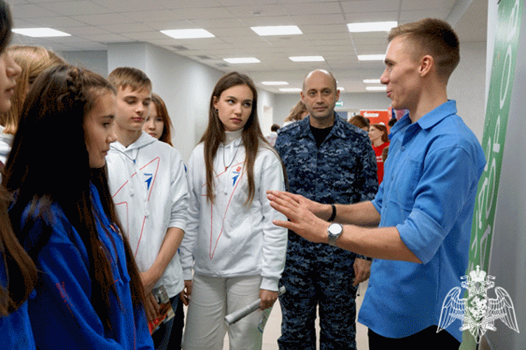 В Ульяновске офицеры Росгвардии приняли участие в конференции «Движения первых»