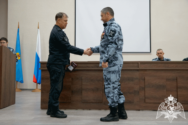 В Ульяновске отличившимся бойцам ОМОН «Симбир» вручили награды