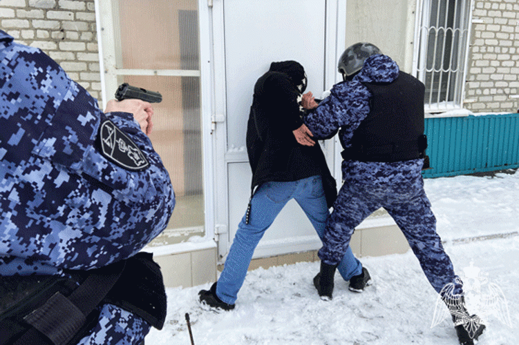В Ульяновске сотрудники Росгвардии задержали мужчину, подозреваемого в совершении кражи