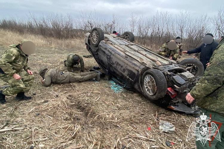 РОСГВАРДЕЙЦЫ ТРИЖДЫ ЗА НЕДЕЛЮ ПОМОГЛИ ПОСТРАДАВШИМ В ДТП ЖИТЕЛЯМ ДНР