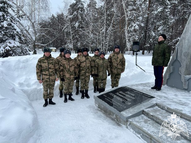 В Димитровграде росгвардейцы приняли участие в мероприятиях, посвященных 80-летию со дня освобождения Ленинграда от блокады