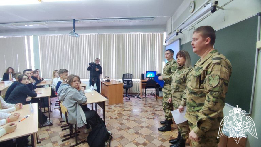 В Димитровграде росгвардейцы приняли участие в мероприятиях, посвященных 80-летию со дня освобождения Ленинграда от блокады