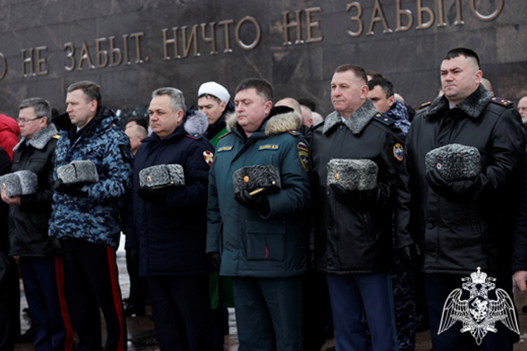 Начальник Управления Росгвардии по Ульяновской области принял участие в митинге, посвященном Сталинградской битве