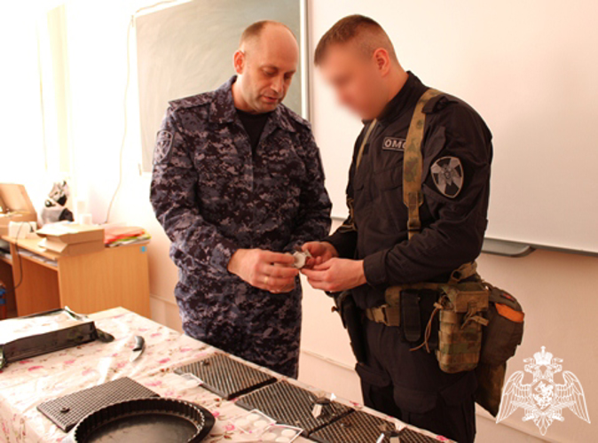Офицеры Росгвардии рассказали ульяновским лицеистам об особенностях приготовления пищи в полевых условиях