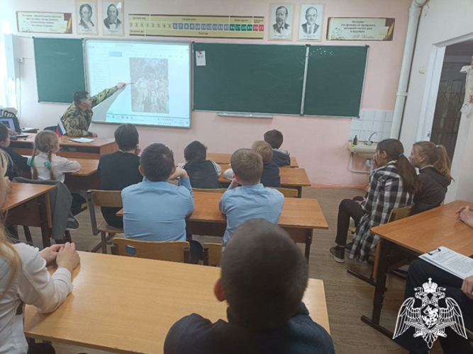 В Димитровграде росгвардейцы приняли участие в мероприятиях, посвященных 81 годовщине со дня победы в Сталинградской битве