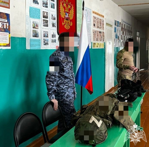 Ульяновские росгвардейцы провели урок мужества для школьников