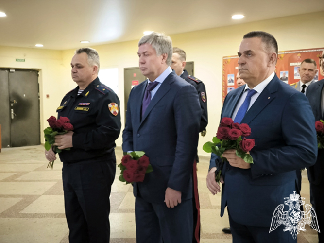 В Ульяновске почтили память росгвардейцев, погибших при исполнении служебного долга