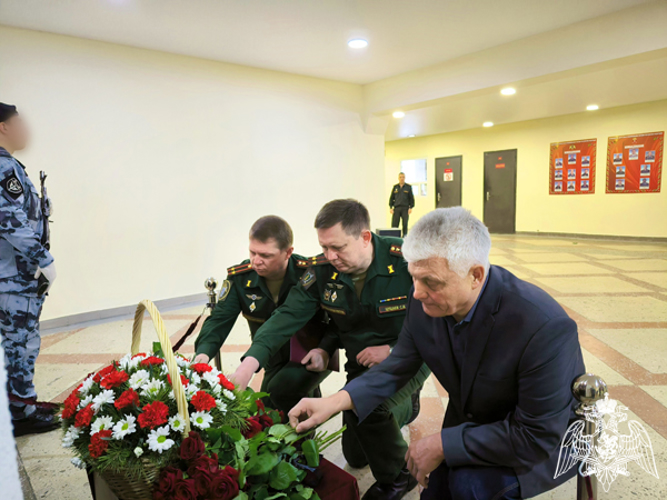В Ульяновске почтили память росгвардейцев, погибших при исполнении служебного долга