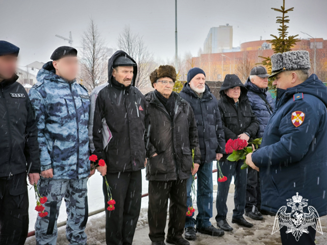В Ульяновске почтили память росгвардейцев, погибших при исполнении служебного долга
